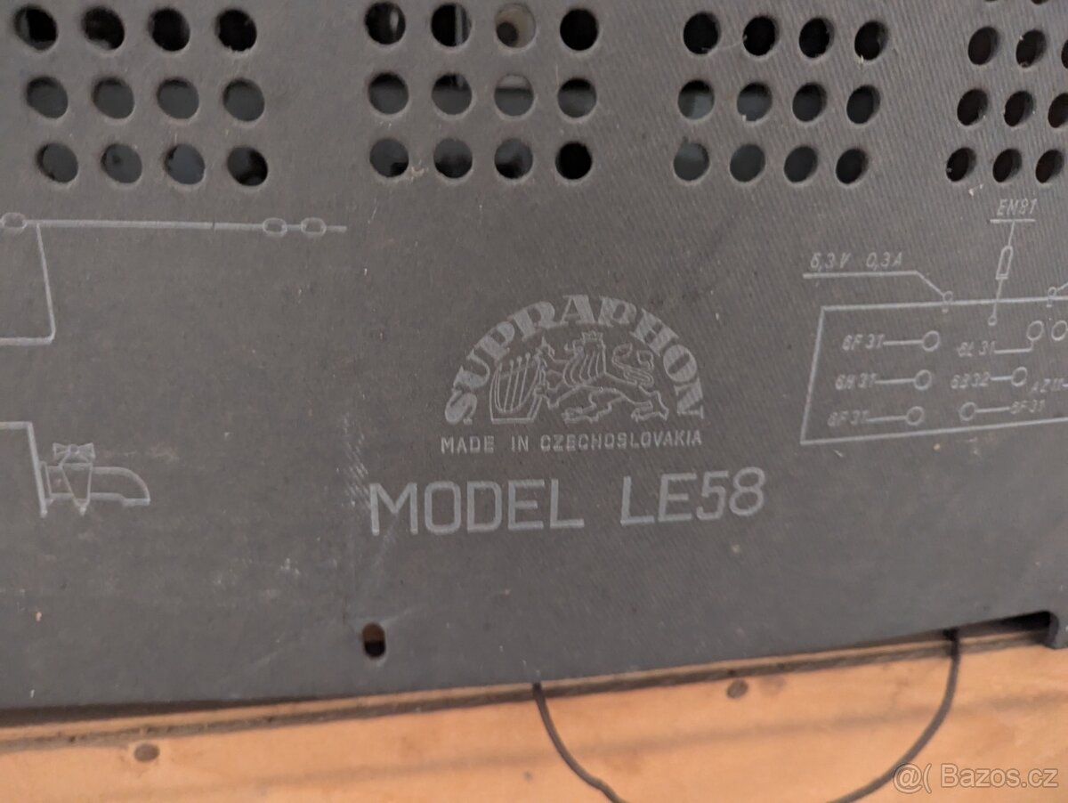 Starý gramofon Supraphon LE58 - 2