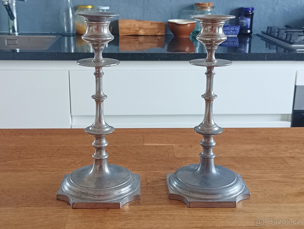 ART DECO KOVOVÉ PÁROVÉ SVÍCNY FRANCIE - 2