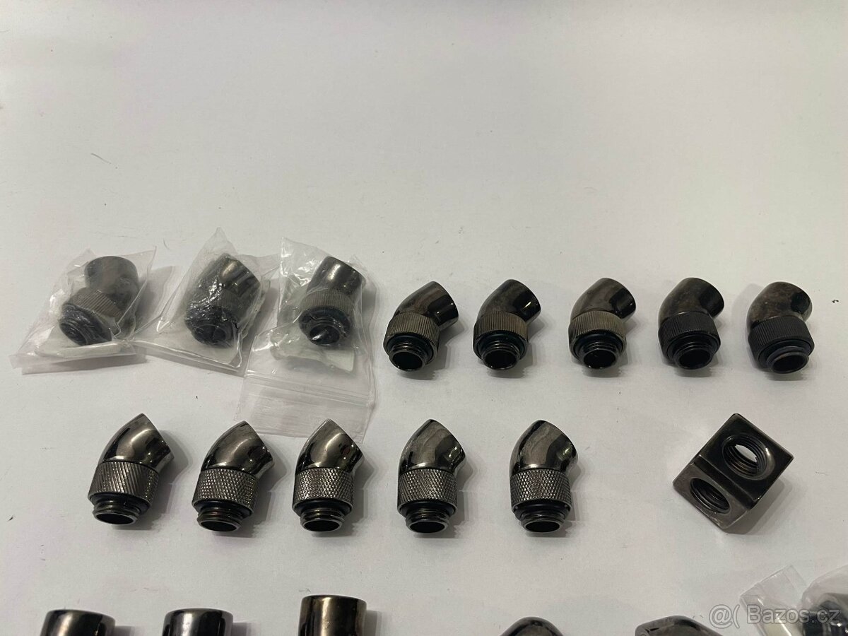 Vodní chlazení - Fitinky EKWB nové i použité Black Nickel - 2