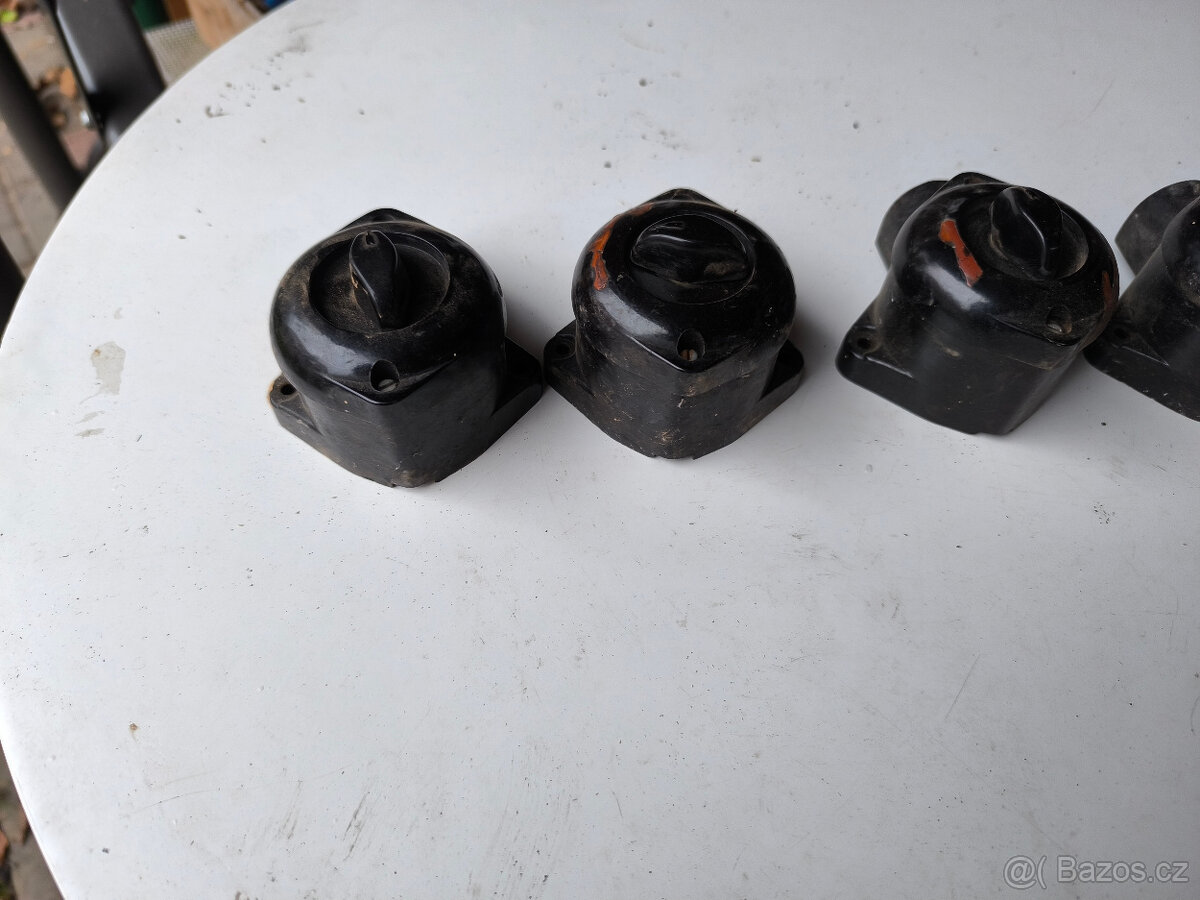 Staré vypinače otočné, bakelit, 5ks,starý vypínač - 2