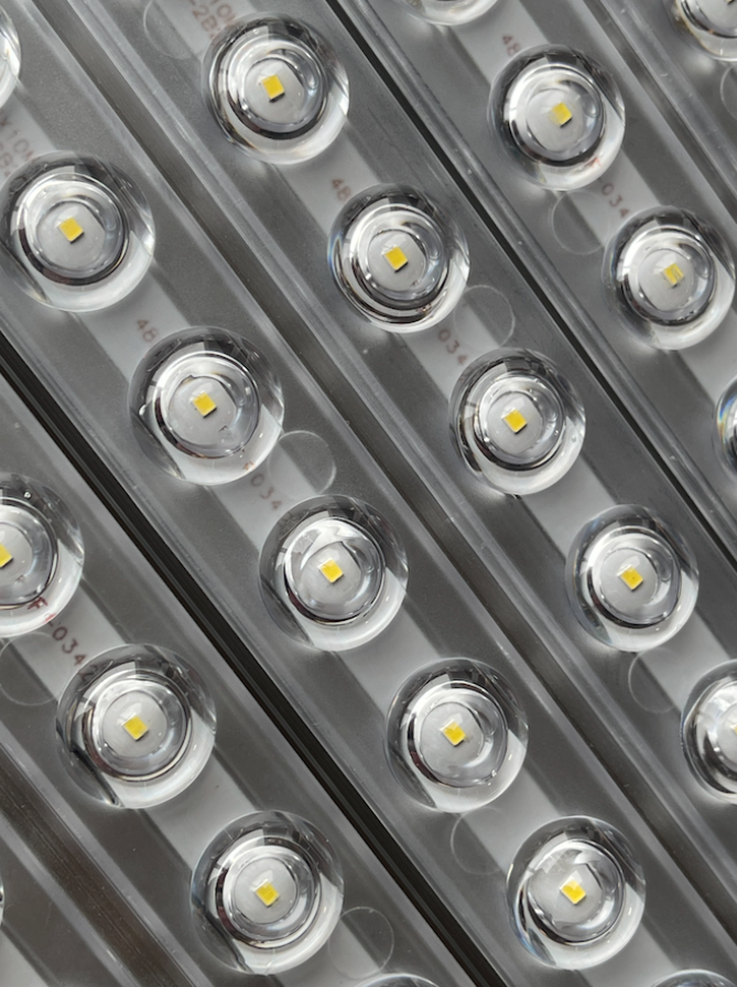 LED svítidla 120cm 70W příkon 290Kč kus - 2