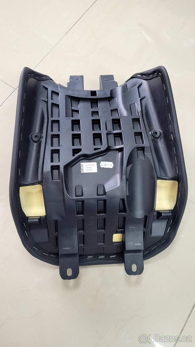 Sedlo řidiče Ducati Multistrada - 2