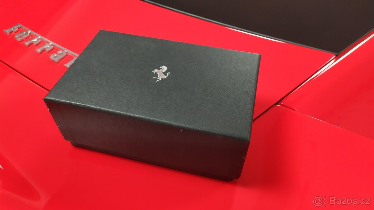 prodám model Ferrari F8 Tributo - 2