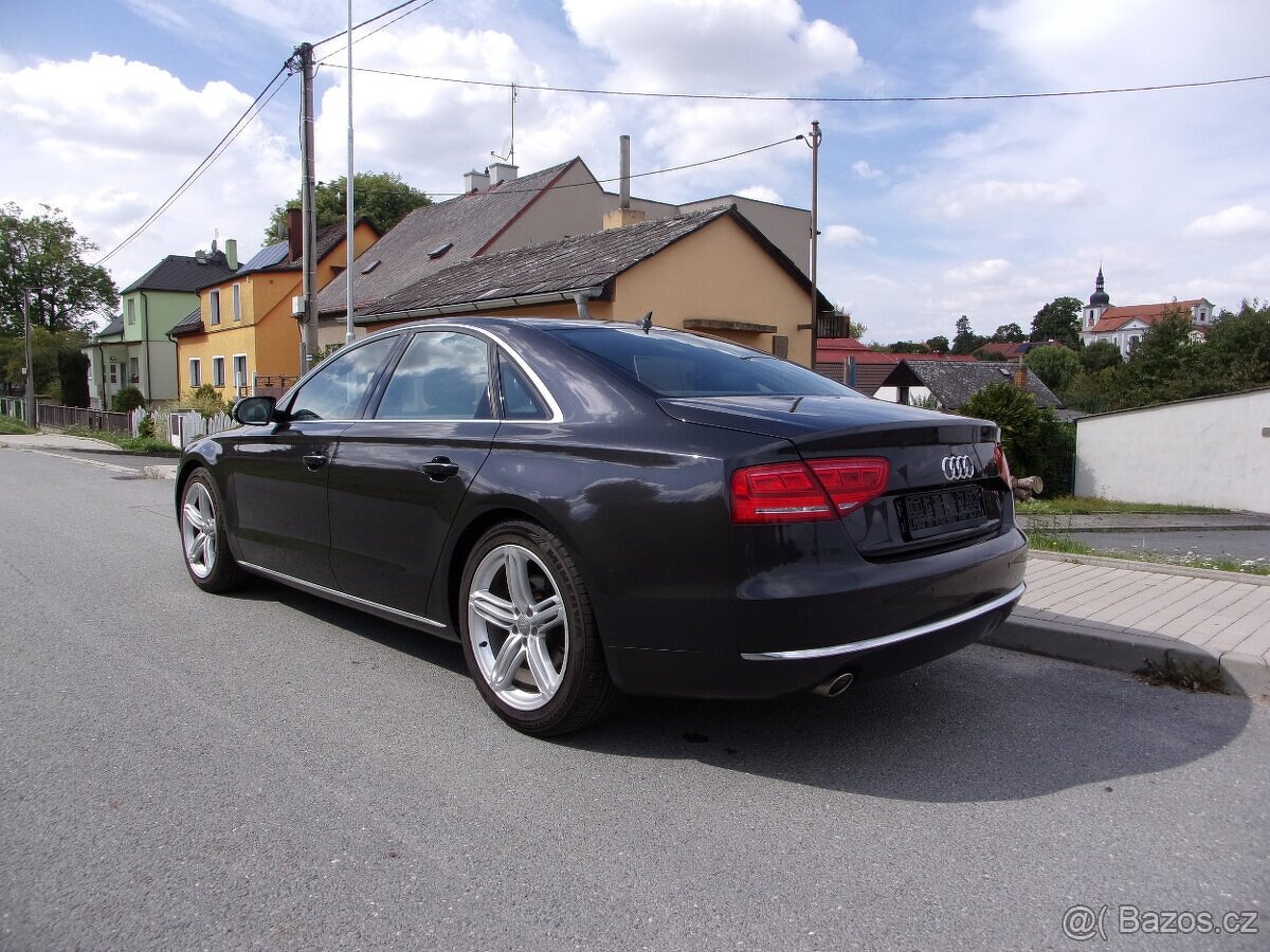 Audi A8,3.0tdi,184kw,250ps,model 2013,max vybava,20alu - 2