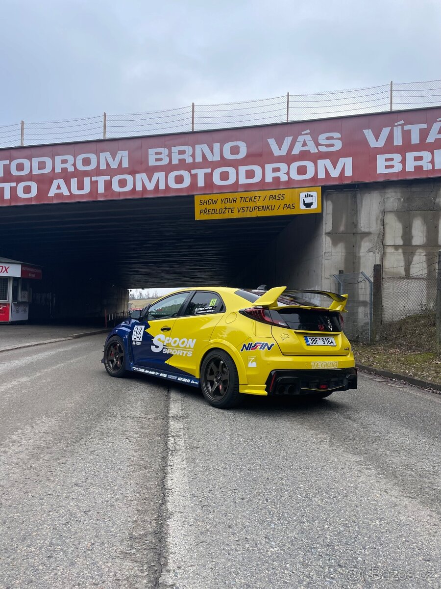 Honda Civic type-R fk2 - 2