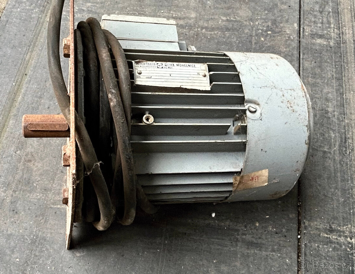 ELEKTROMOTOR MEZ Mohelnice 1,5 kW - 2
