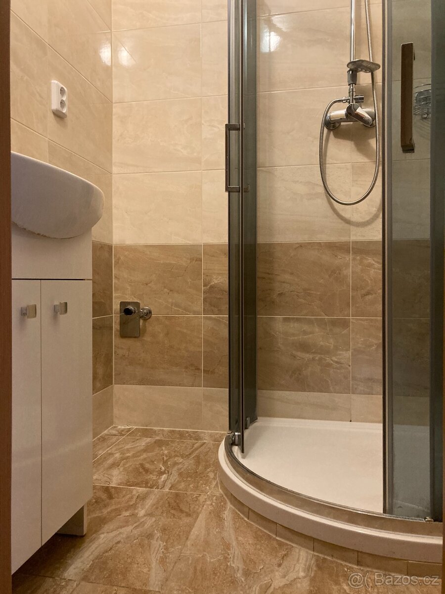 Pronájem bytu 2+1, Kynšperk nad Ohří - 2