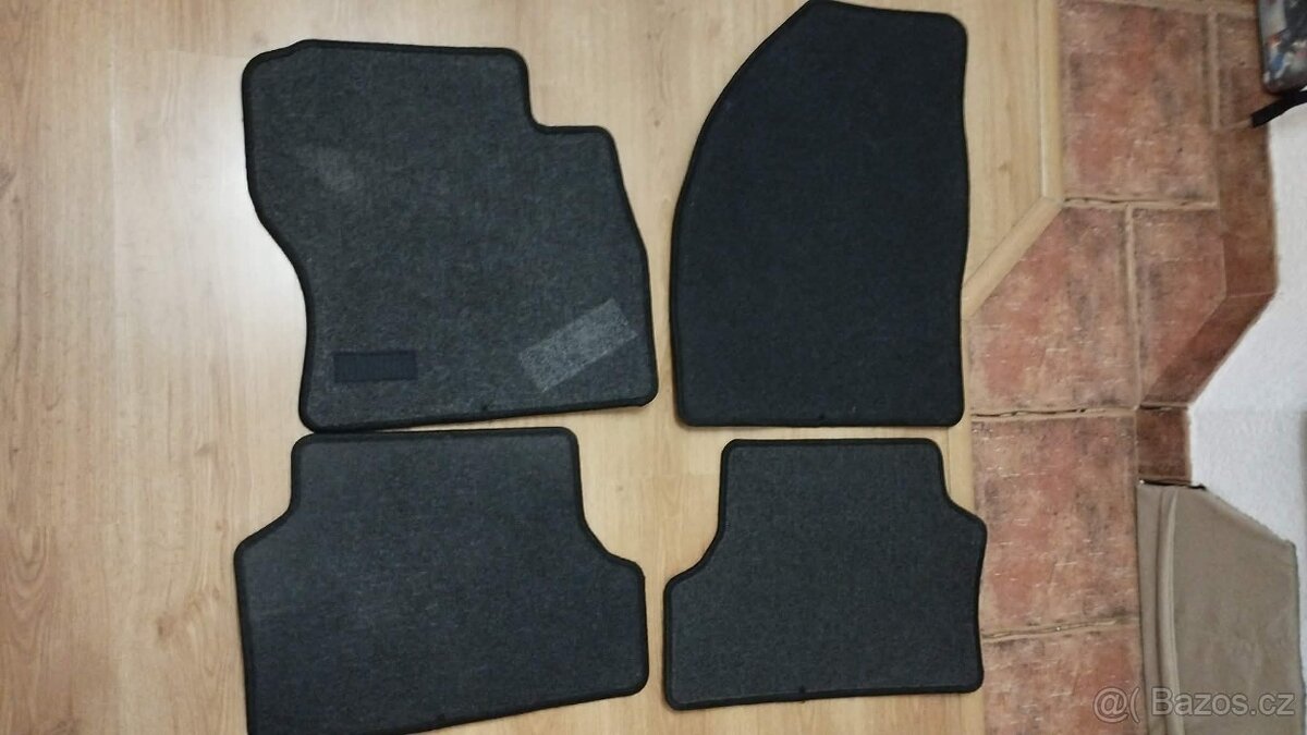 Sada koberečků pro Ford Focus 2 - 2
