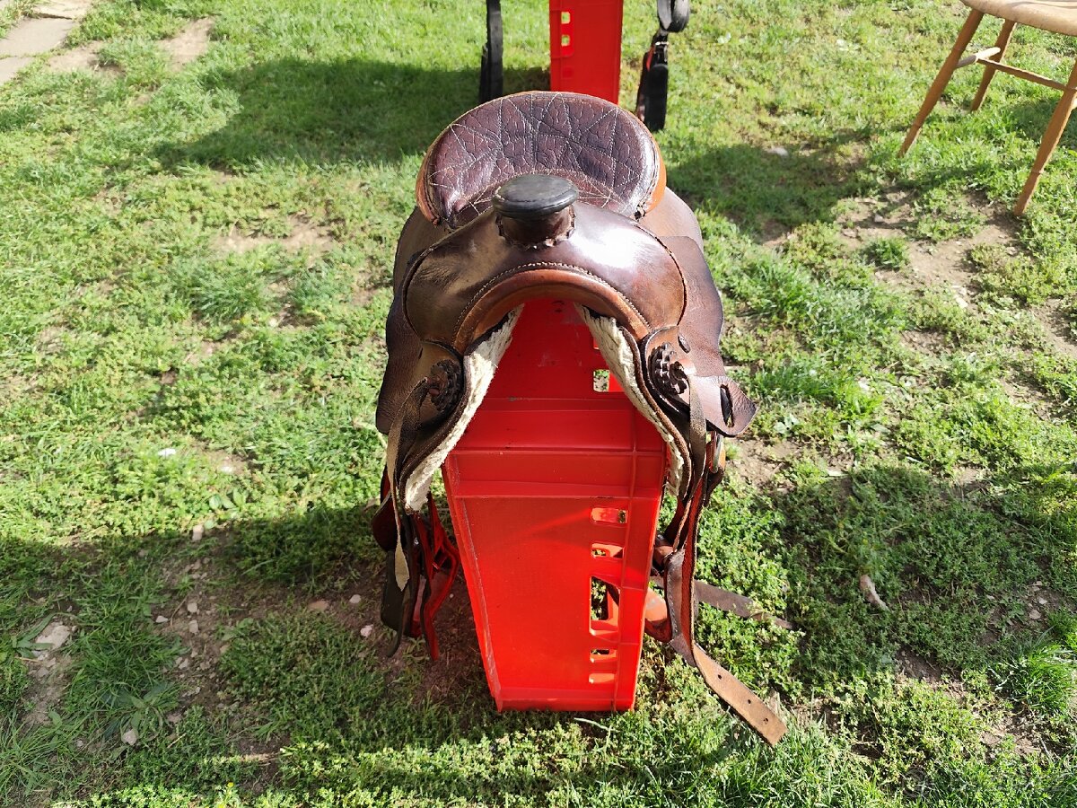 Westernové sedlo - 2