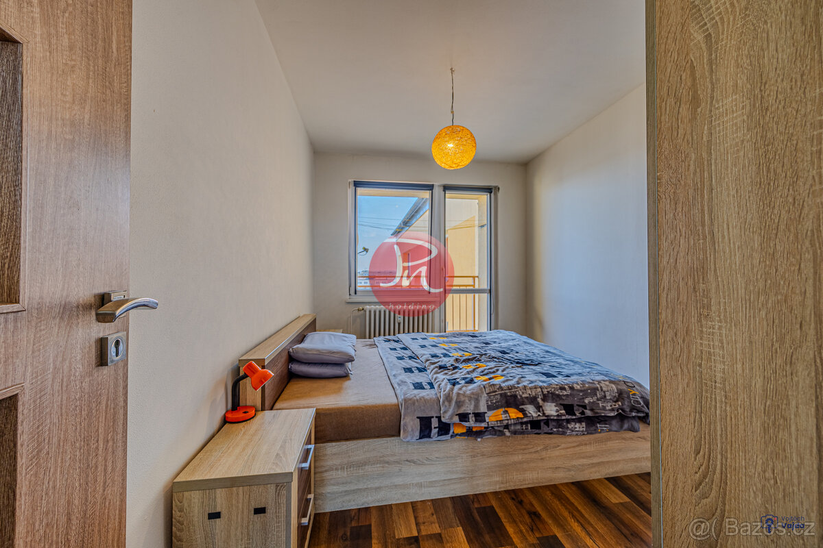 Prodej bytu 3+1, 68 m2, Opava - 2