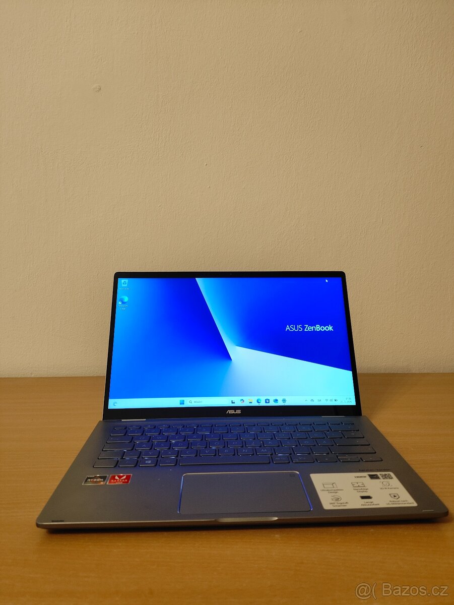 Asus Zenbook Flip | R5 • 8GB • 512GB SSD - 2