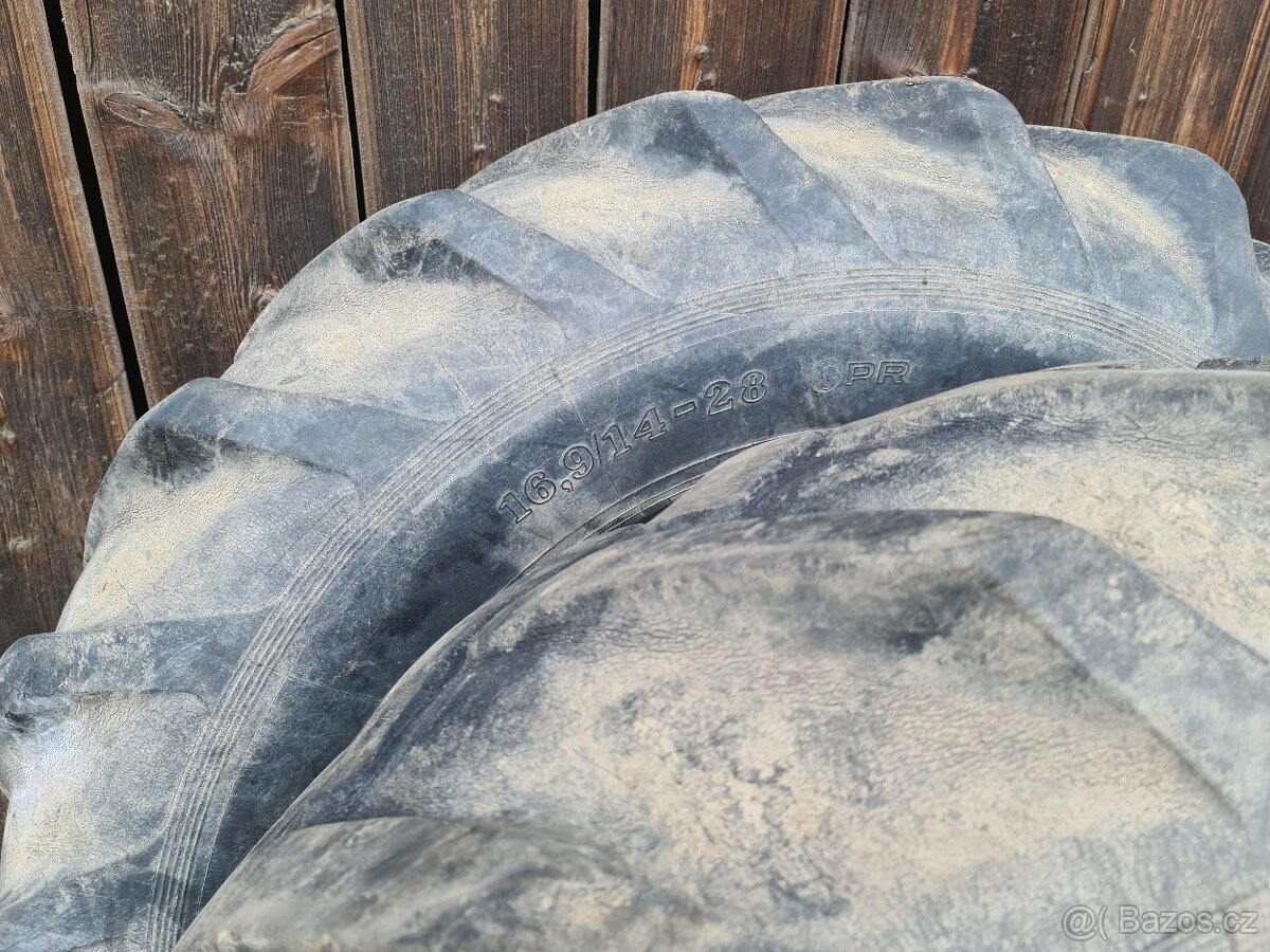 Pneumatiky na traktor - 2