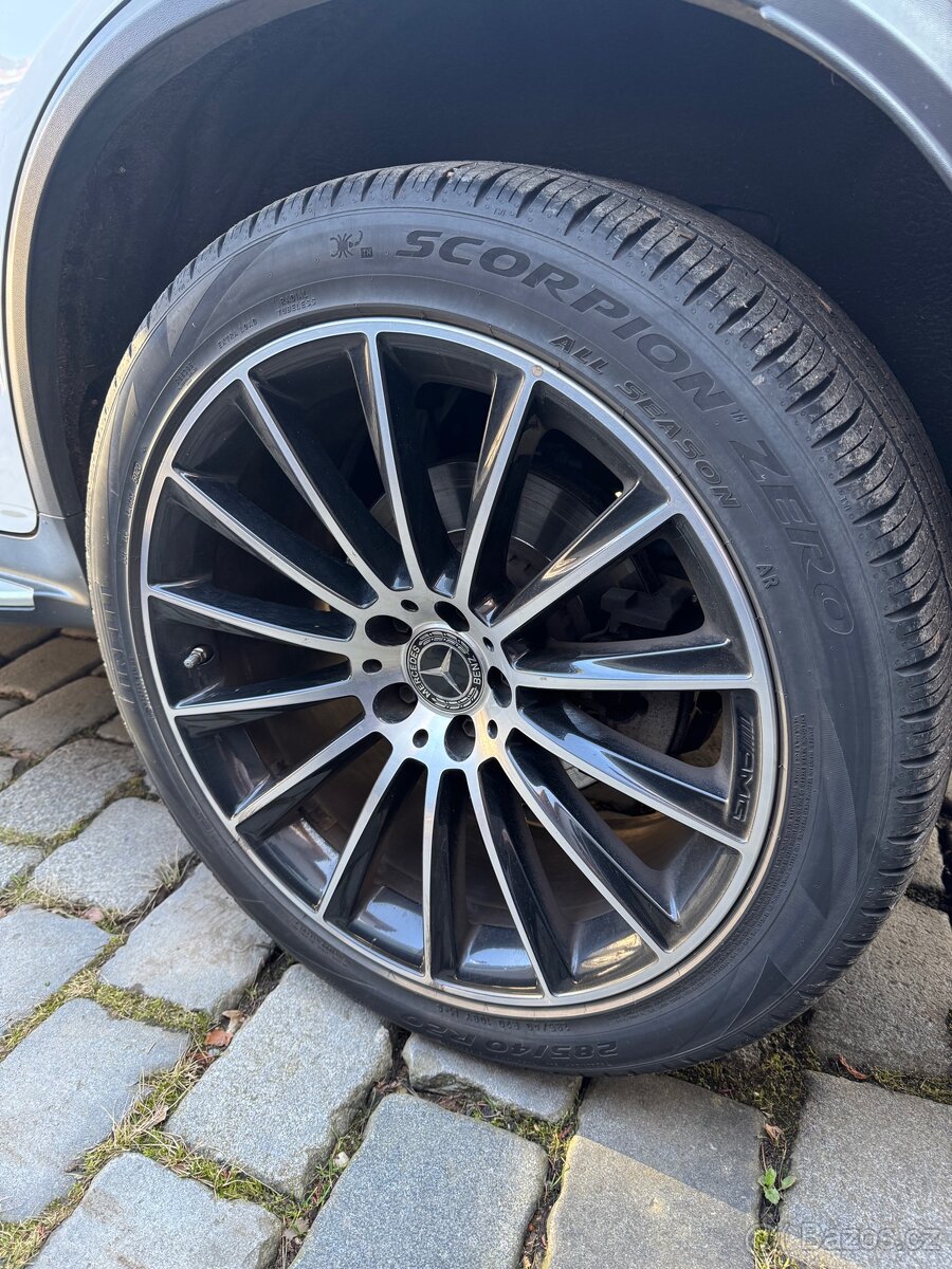 GLC 4 matic coupe 250 D - 2