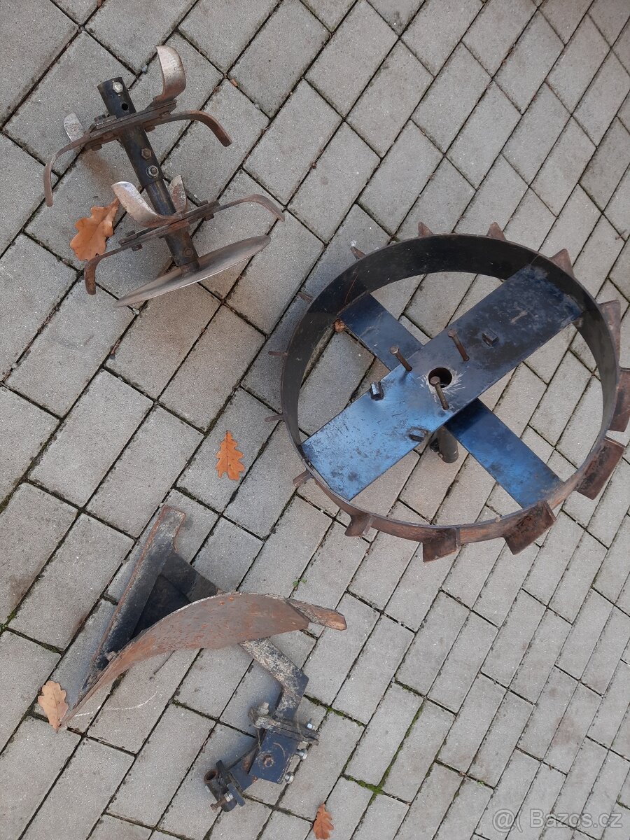 Prodej kultivátoru s příslušenstvím - 2