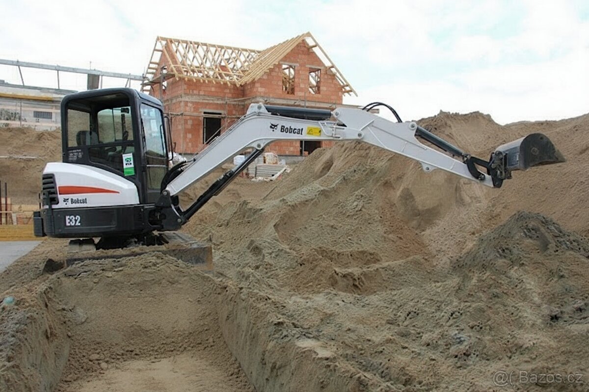 Minibagr pronájem 3,2t – Chomutov a okolí - 2