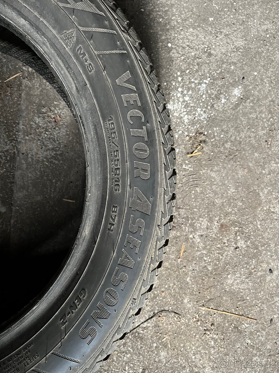 Celoroční gumy goodyear 195/55/16 - 2
