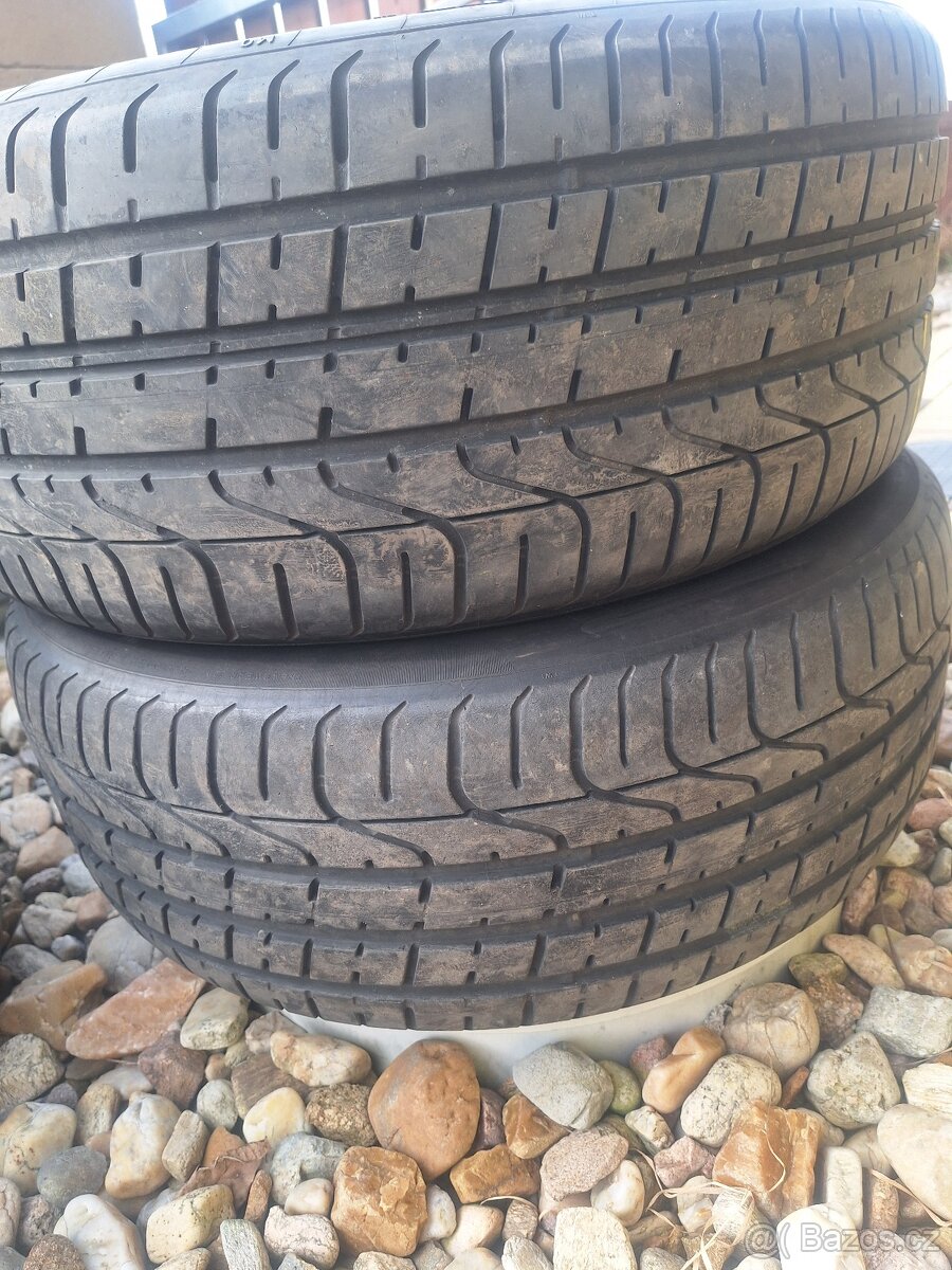 Letni pneu 255/45/19 - 2