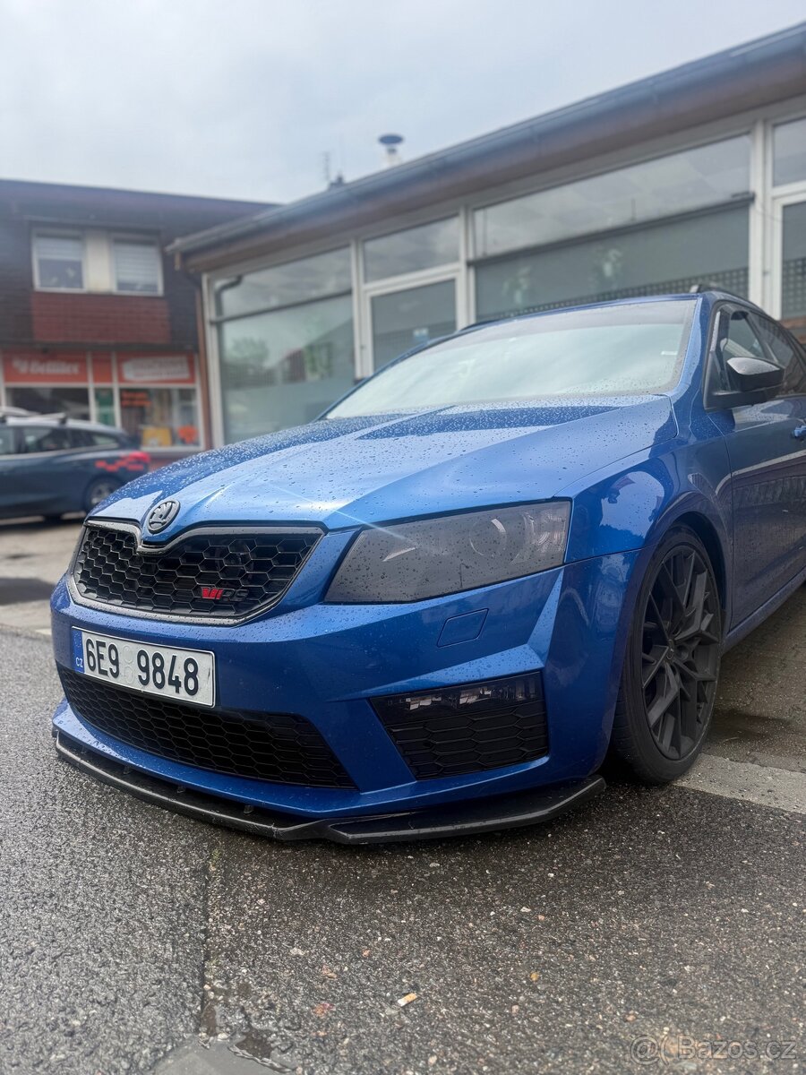 • ŠKODA OCTAVIA III RS 220HP nová Stk • - 2