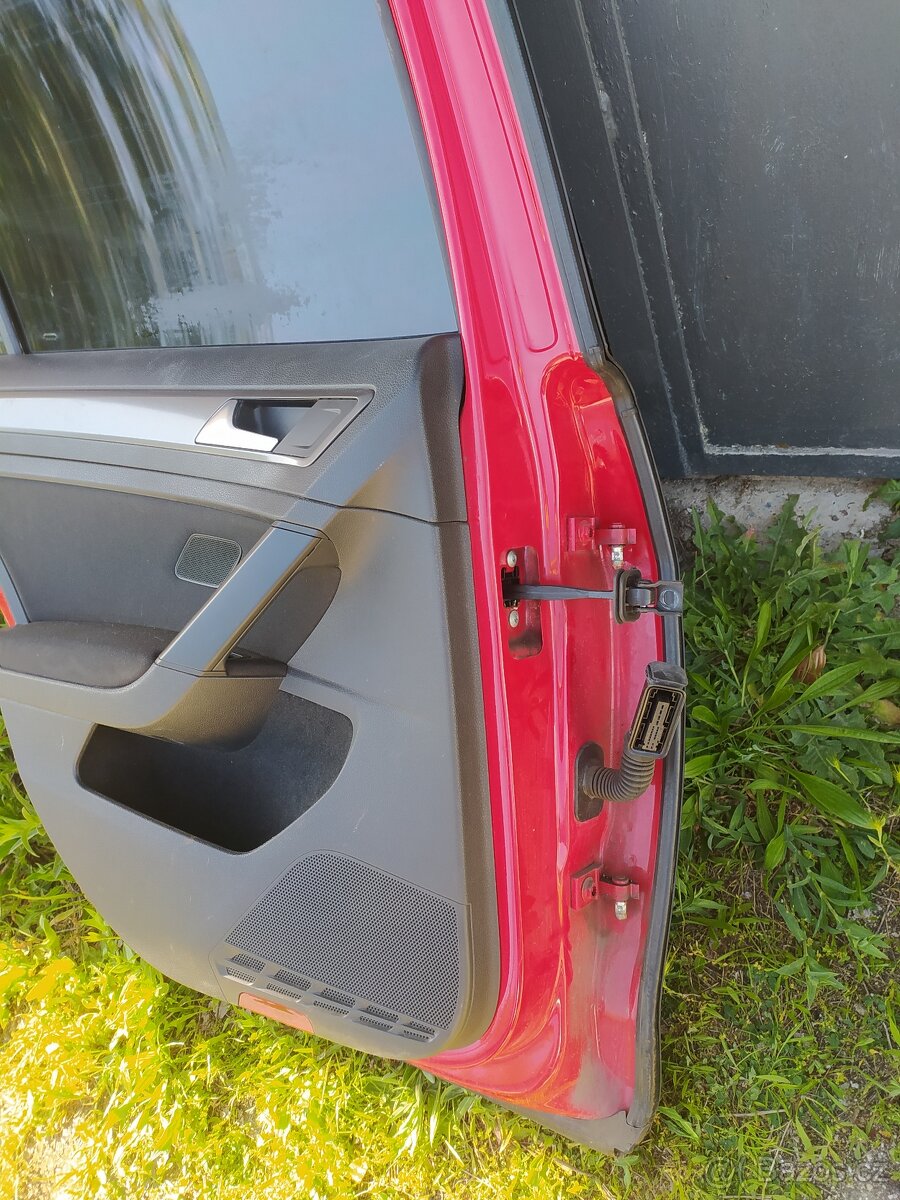 VE Golf 7 VII hatchback leve zadní dveře 5G0 5G4 - 2