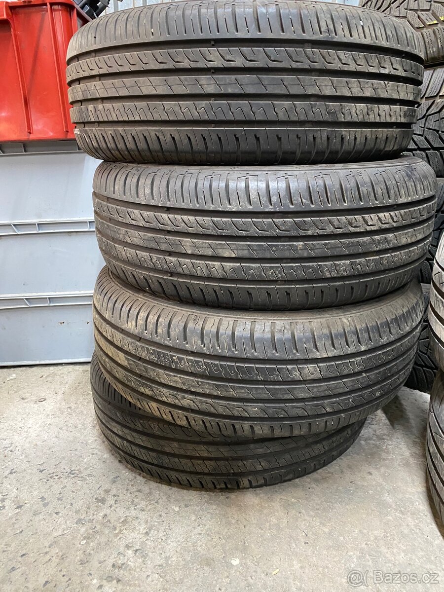 Letní pneu 205/60/15 - 2