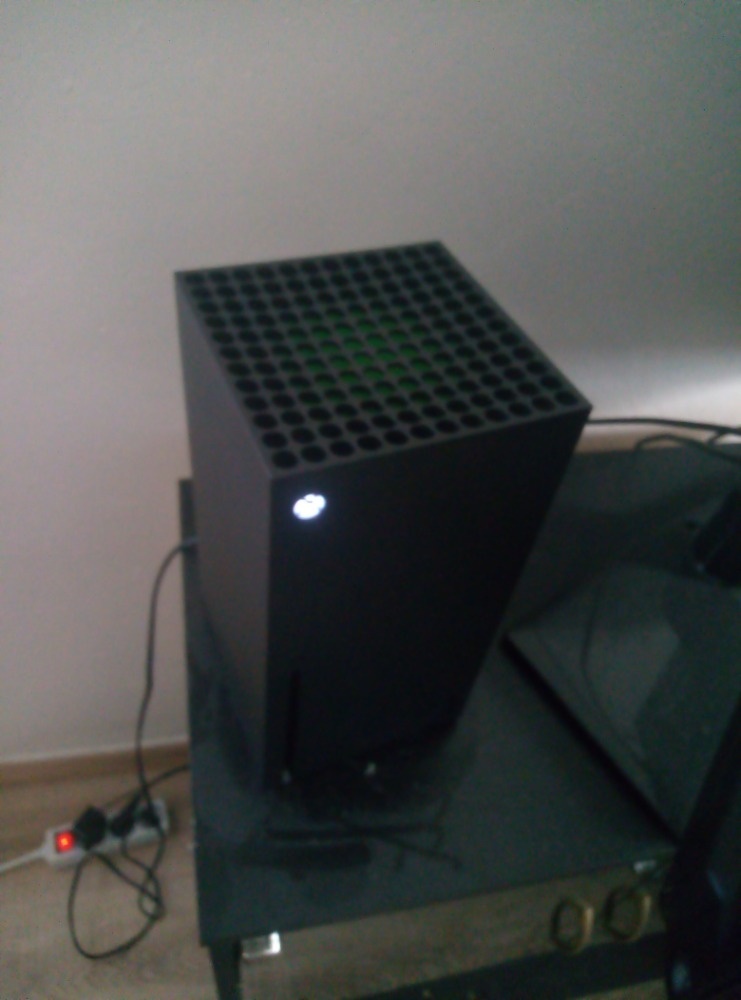 Xbox series x 17 měsíců záruka - 2