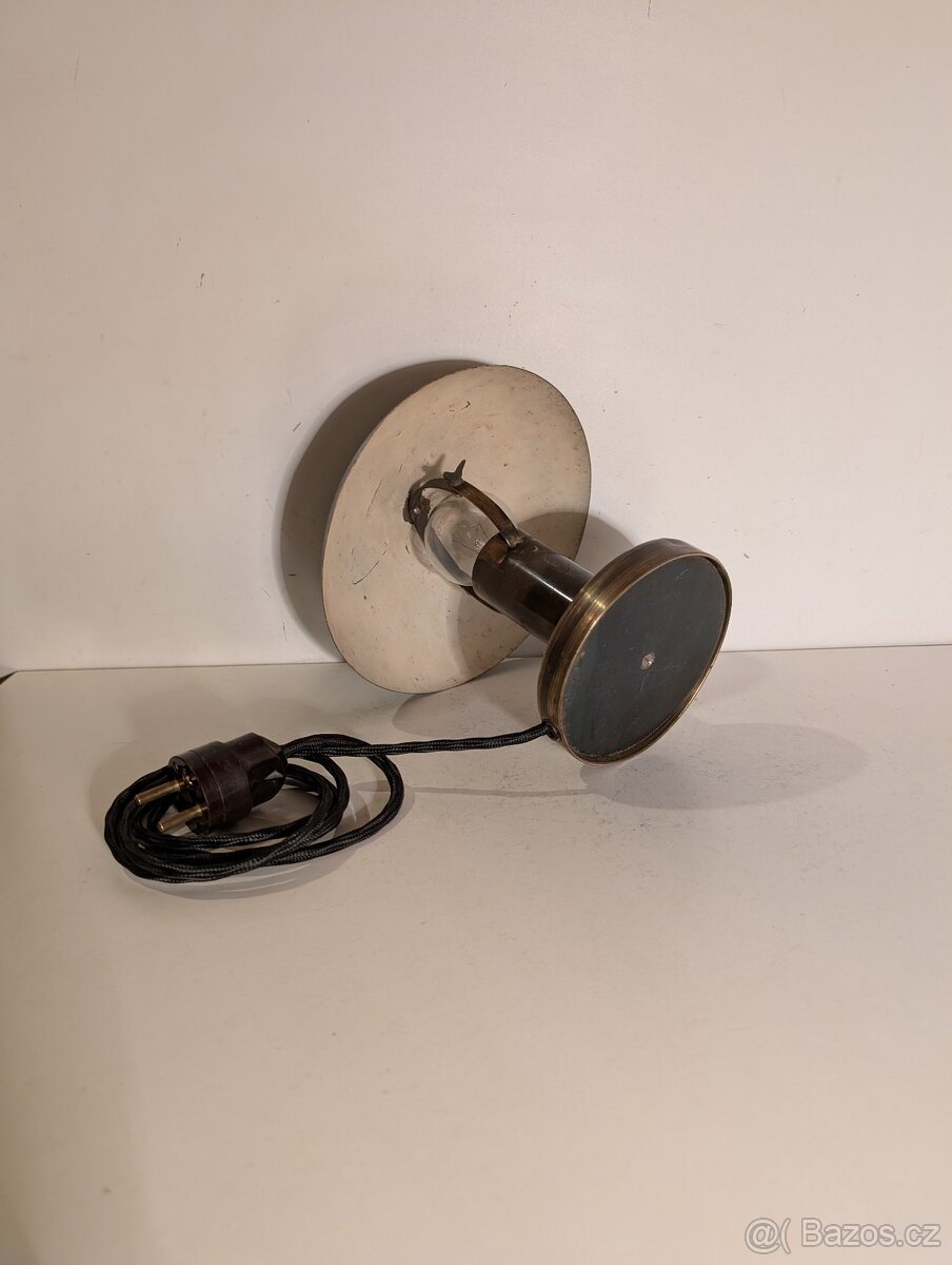 funkcionalistická mosazná lampička, lampa hříbek - 2
