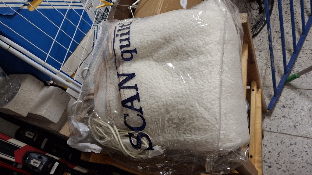 Vlněná vyhřívací deka na postel - 2