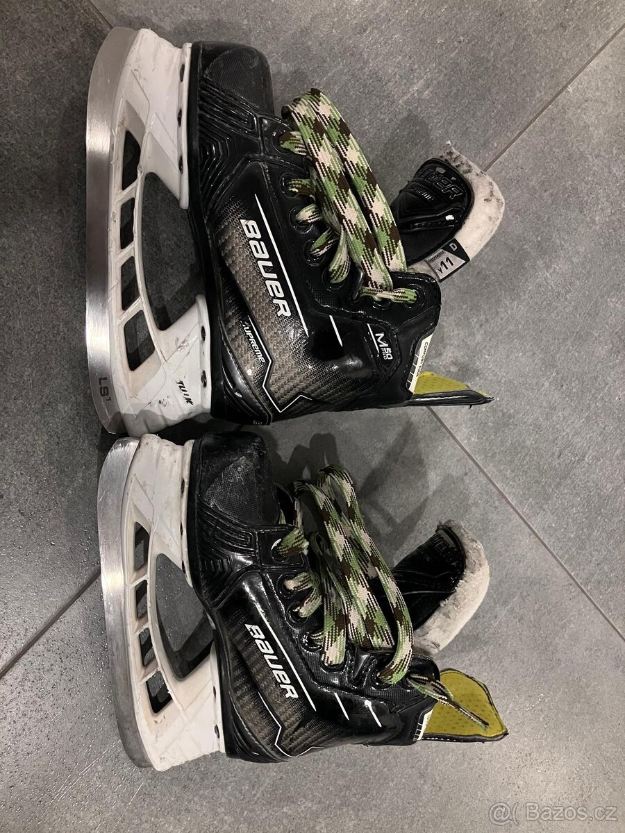 Prodám hokejové brusle Bauer Supreme M50 PRO Y11 (EUR 29,5) - 2