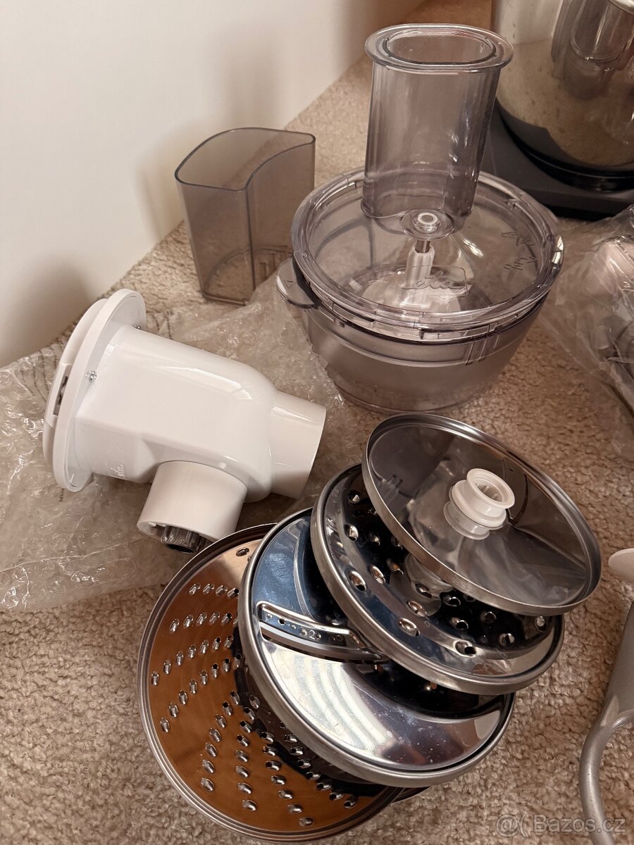 Kuchyňský robot ETA GRATUS SMART s bohatým příslušenstvím - 2