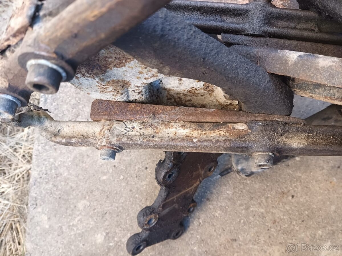 Lada Niva - lift podložky - 2