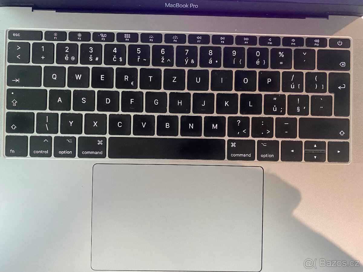 13" Apple MacBook Pro i5/8GB/SSD 512GB - nová bateriie - 2