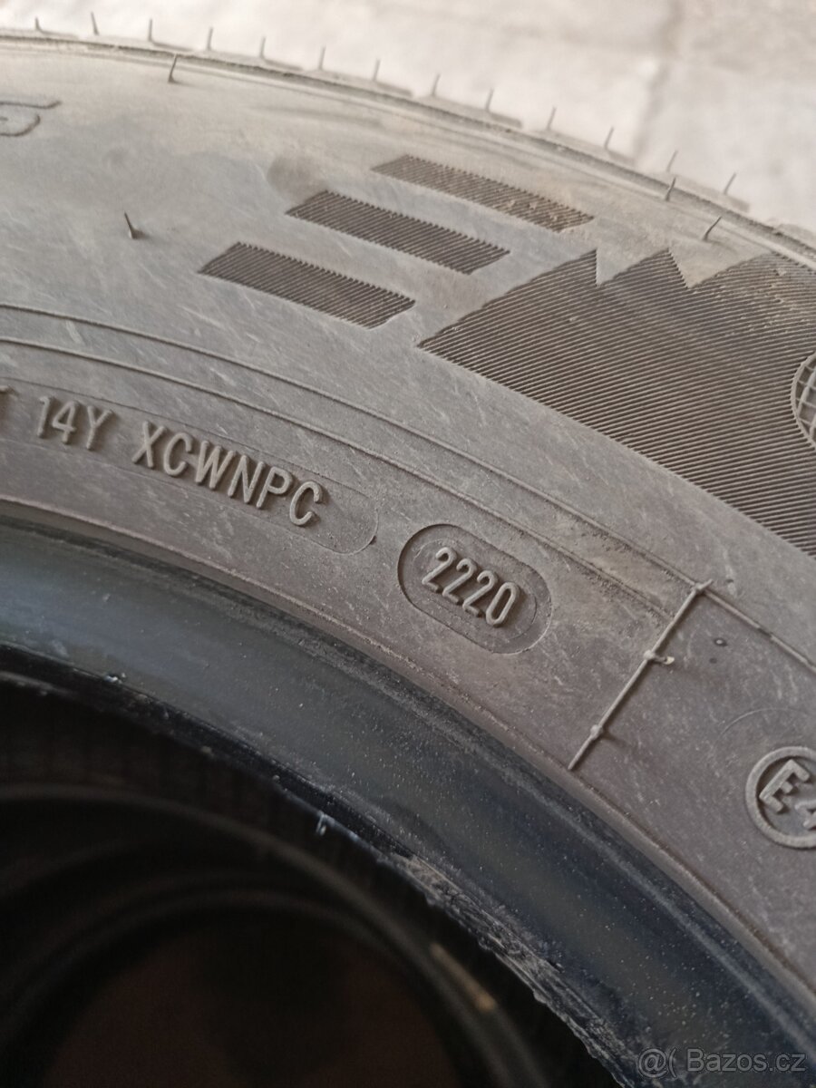 Zátěžové pneu zimní 215/75/16C vzorek cca 6mm - 2