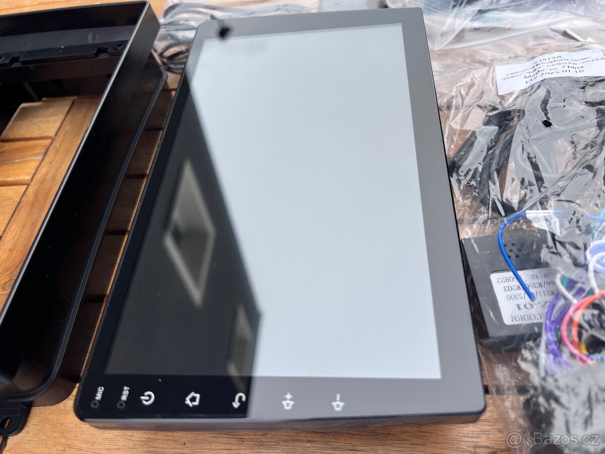 multimediální autorádio s dotykovou obrazovkou - 2