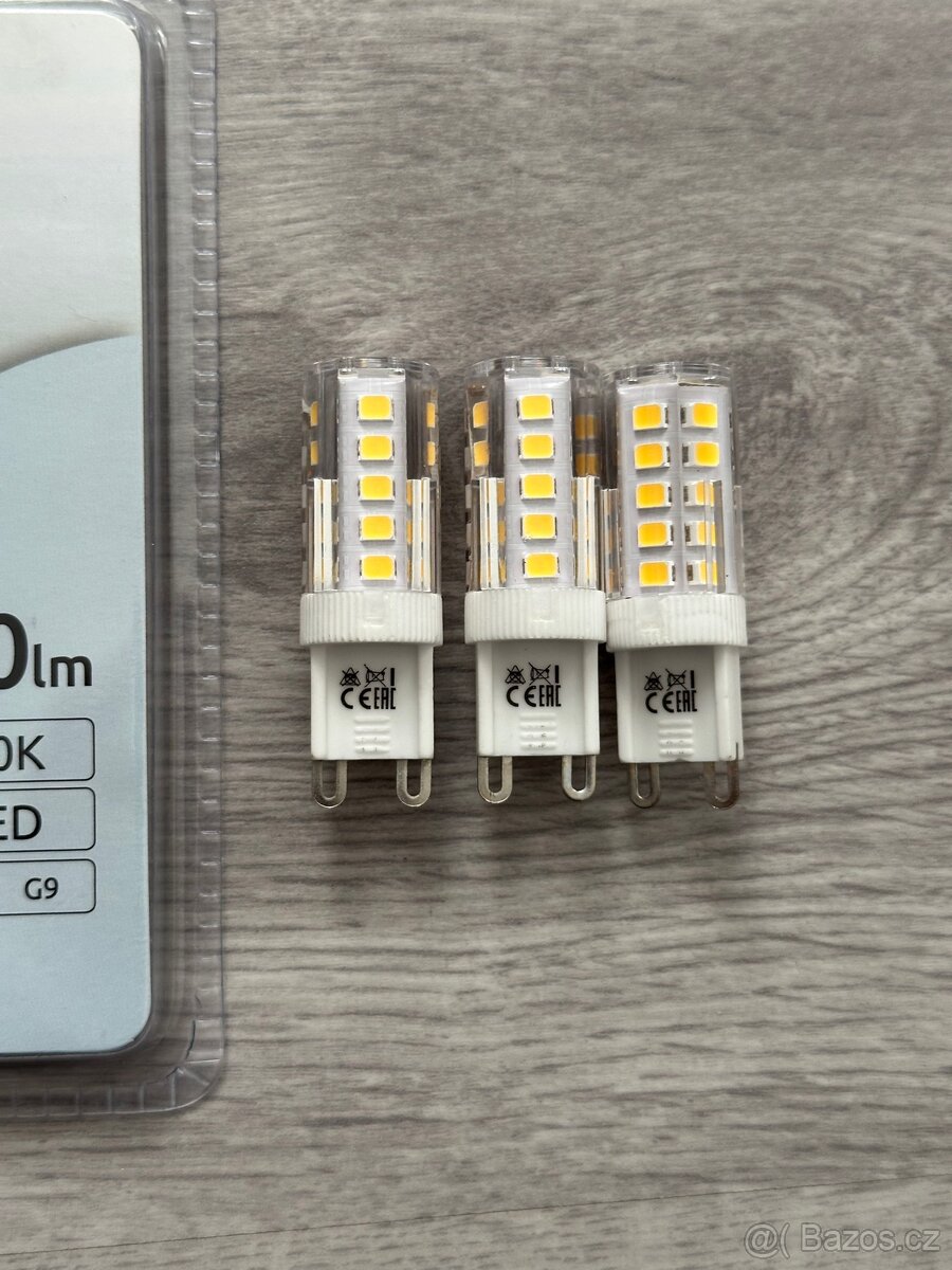 set LED žárovek - 2