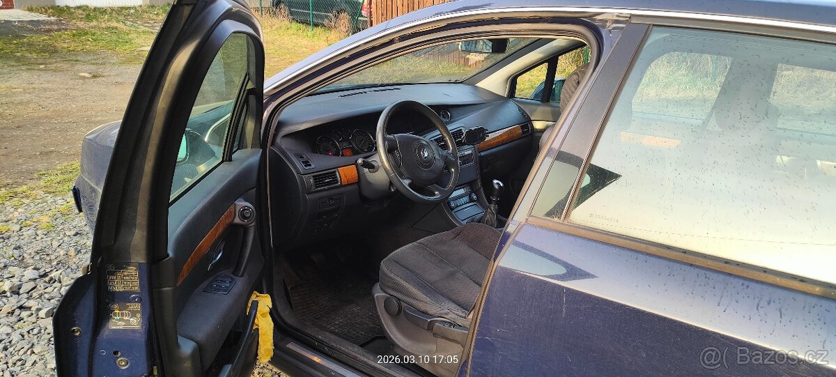 Renault VEL SATIS 2.2 - 2