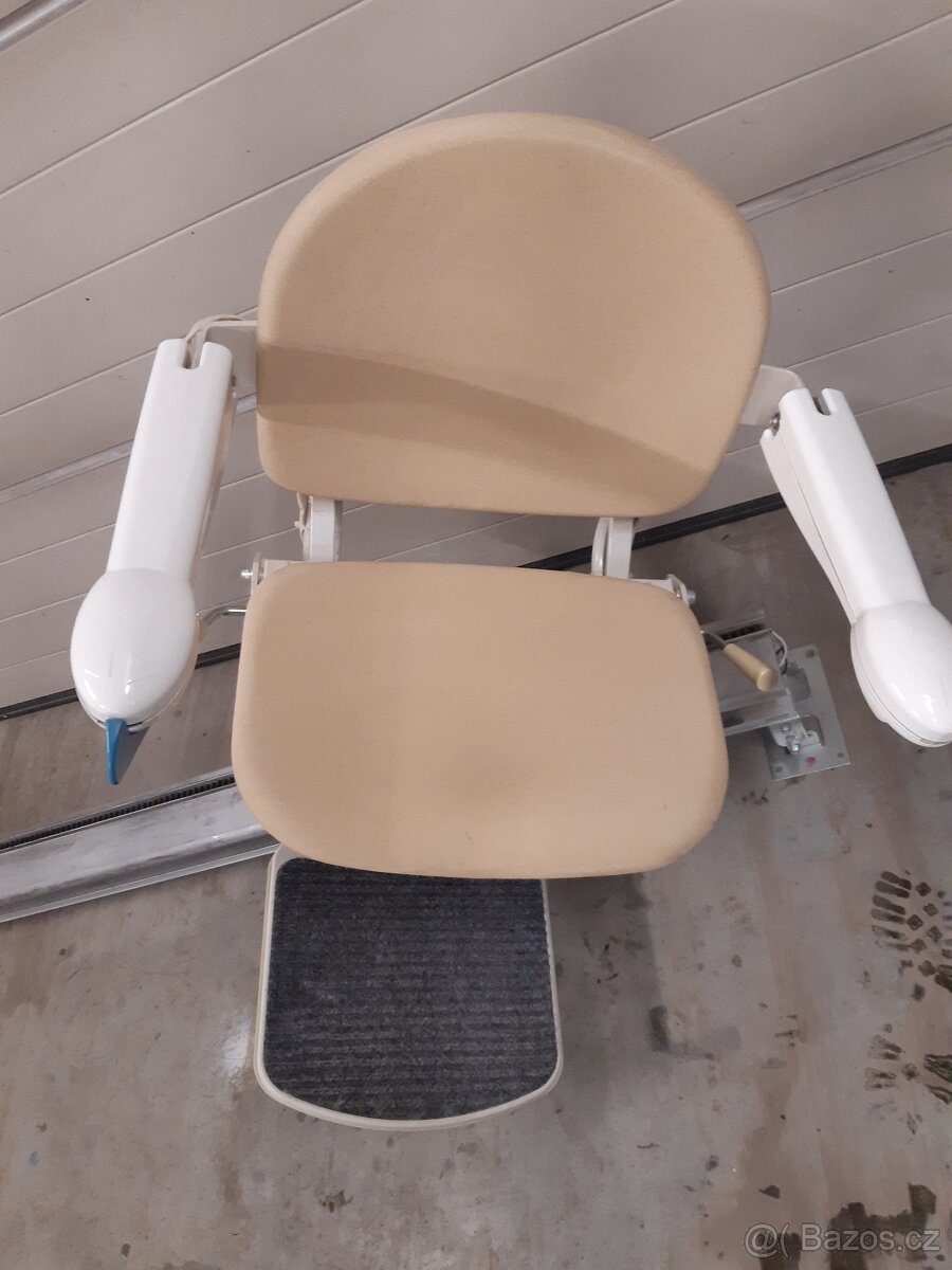 Schodišťová sedačka, Schodolez, - 2