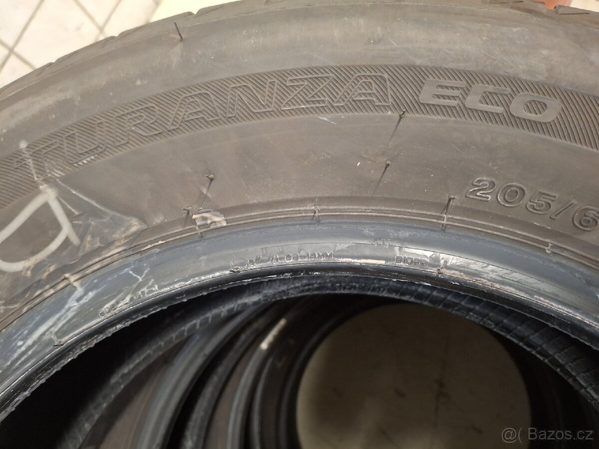 205/60R16 letní pneu - 2