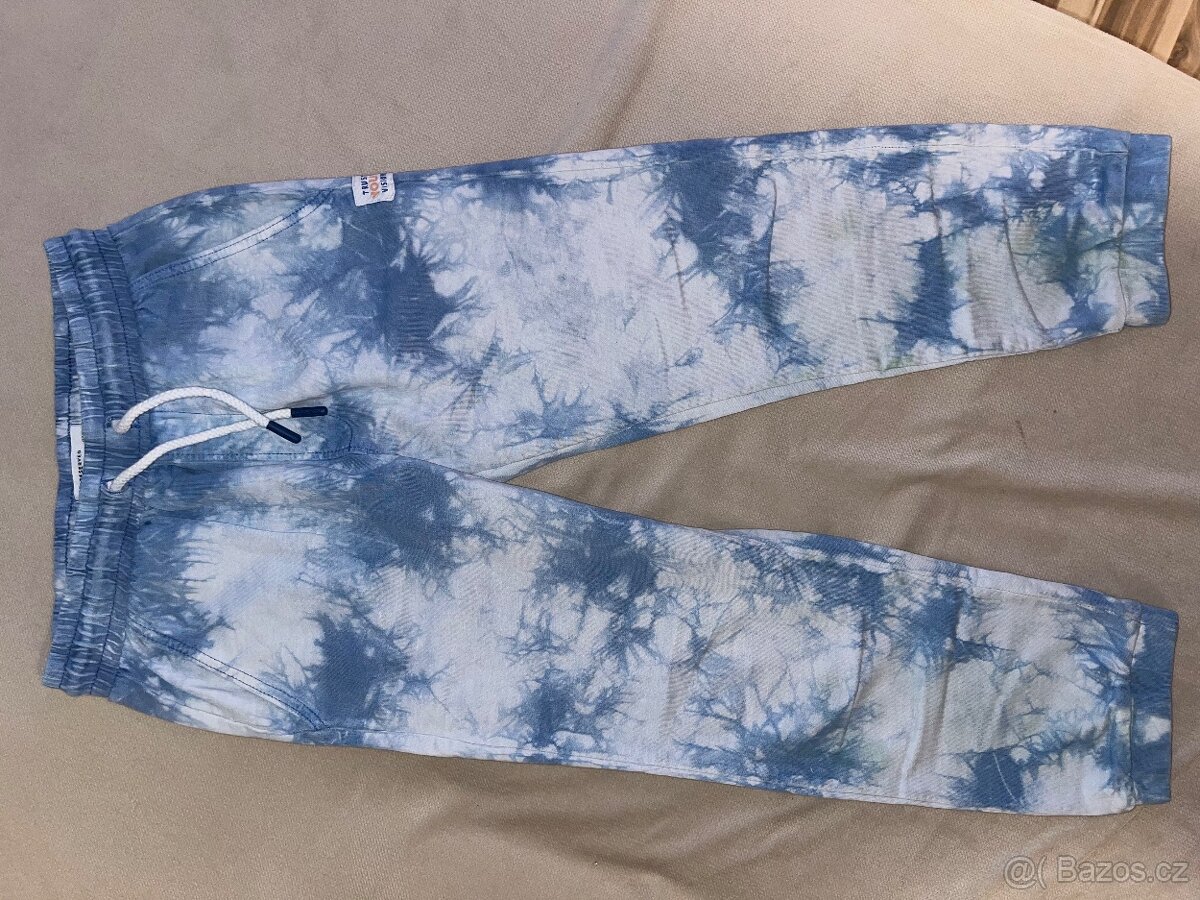 Dětské tepláky nove vel.134 - 2