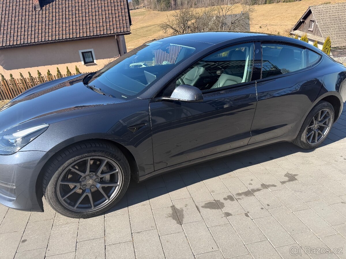 tesla 3 long range awd 4x4 - 2