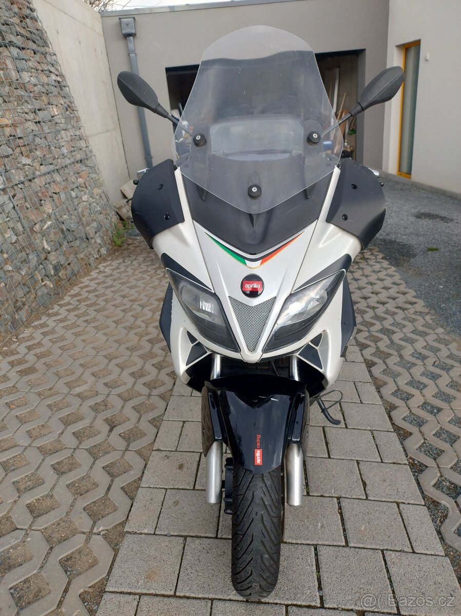 Aprilia SR MAX 125 - 2