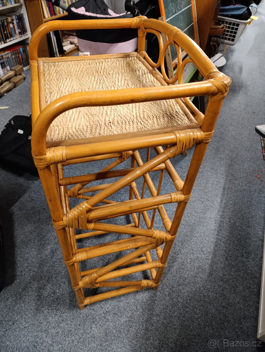Ratanový regálek - 2