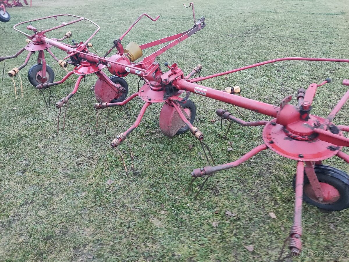 Obraceč sena Niemeyer - 2