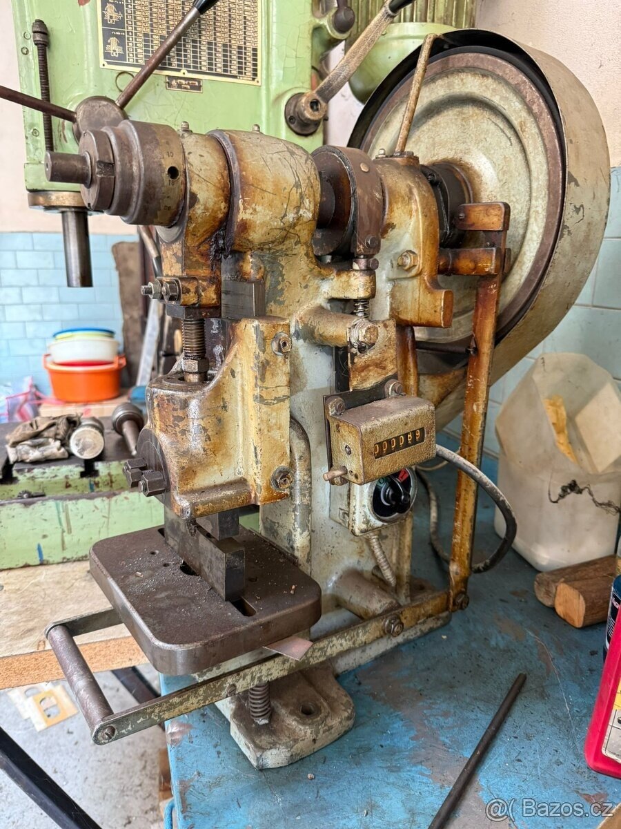 Výstředníkový lis 3 tuny - 2