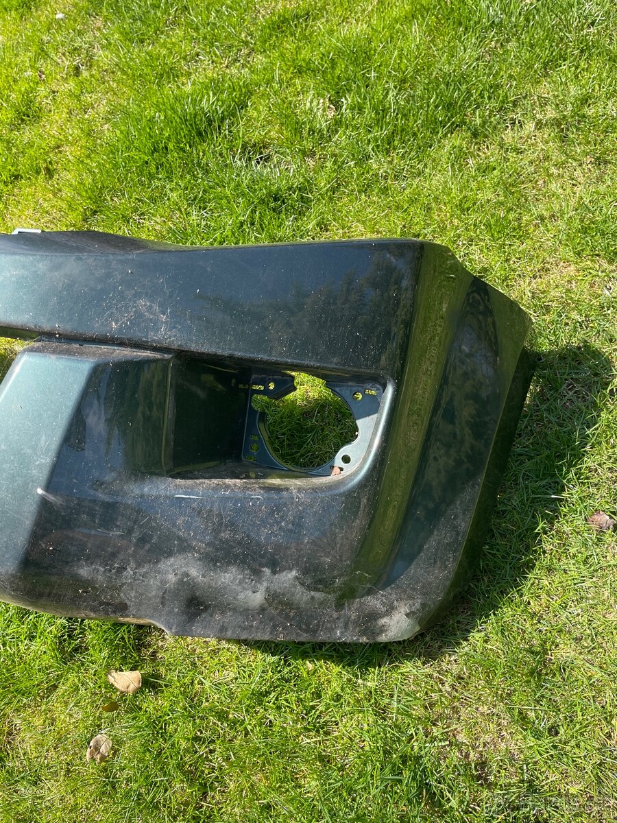 Isuzu D-MAX přední nárazník - 2