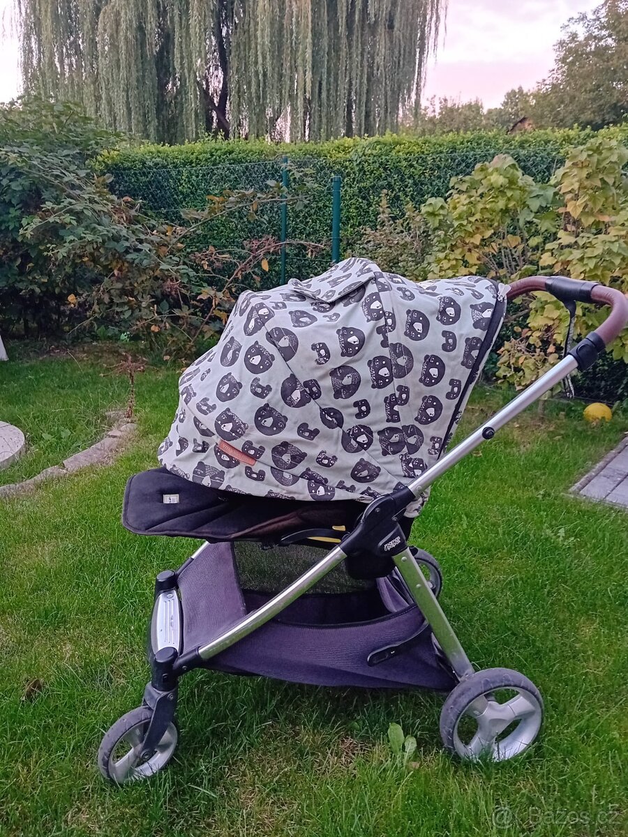 Prodám kočárek Mamas & Papas Armadillo - 2