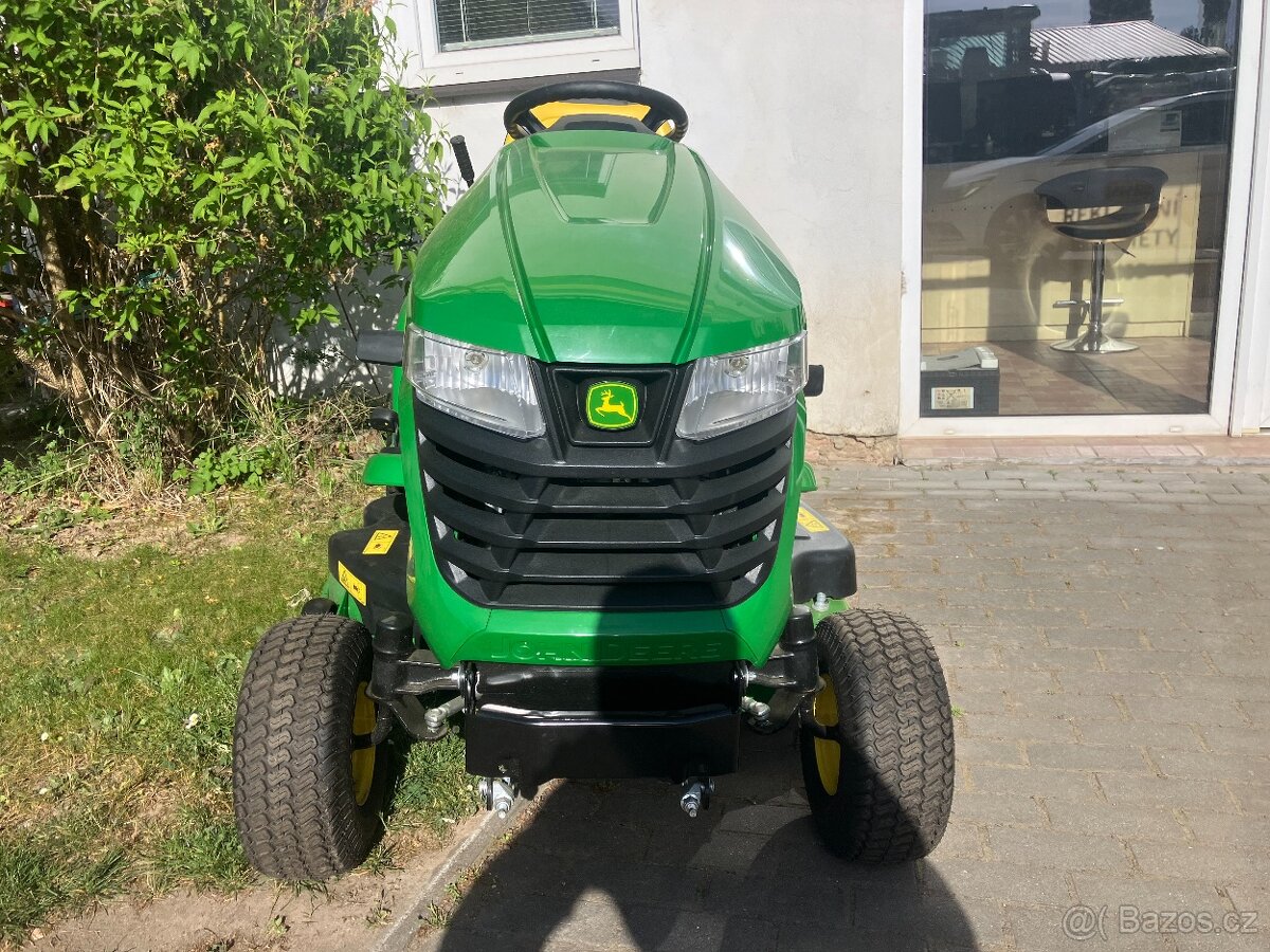 Zahradní traktor X350R John Deere - 2