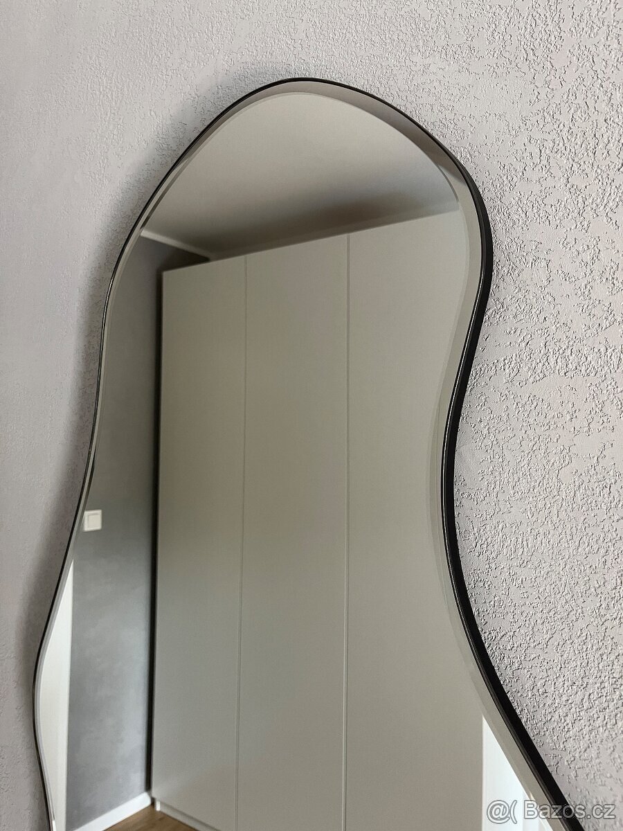 Zrcadlo Ferm living Pond large, brass - 2