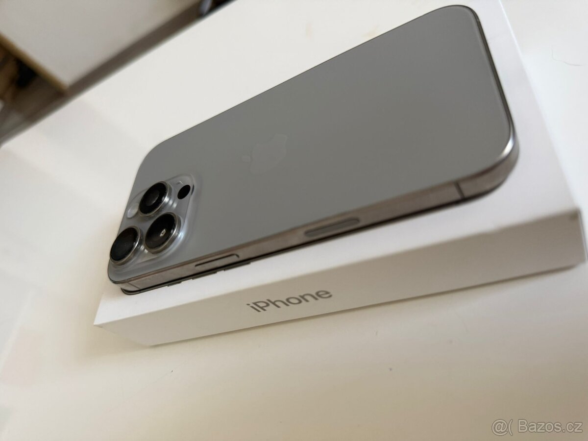 SLEVA iPhone 16 Pro 256GB + dárek - 2