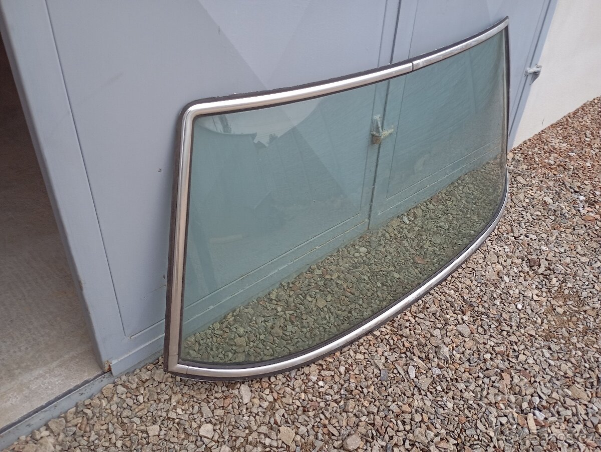 Přední okno Mercedes Benz C123 coupe, Piano kupé. - 2