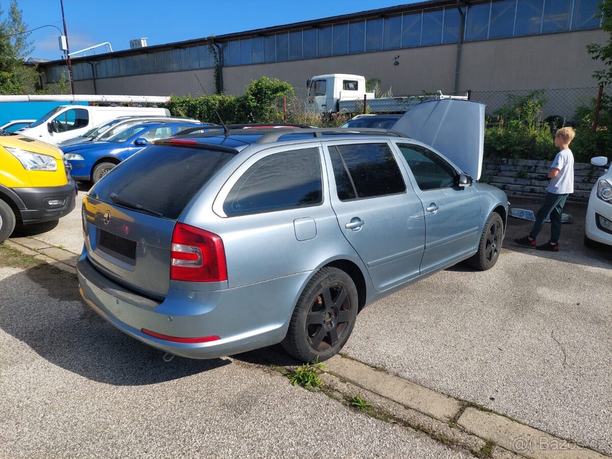 Škoda Octavia II - 2